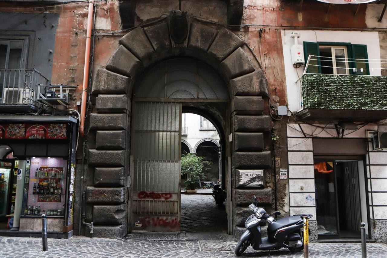 Tribunali Family Apartment By Wonderful Italy Napoli Dış mekan fotoğraf
